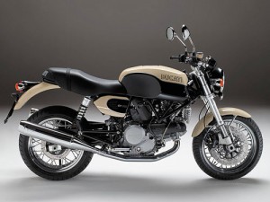 140709 ducati-gt1000-two-tone